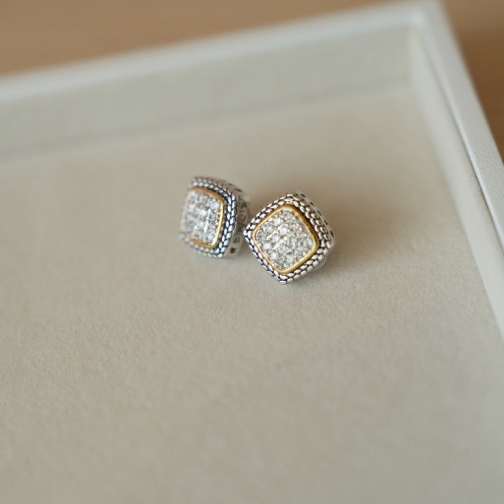 Vintage Two-Tone Square Pierced clip ons Earrings